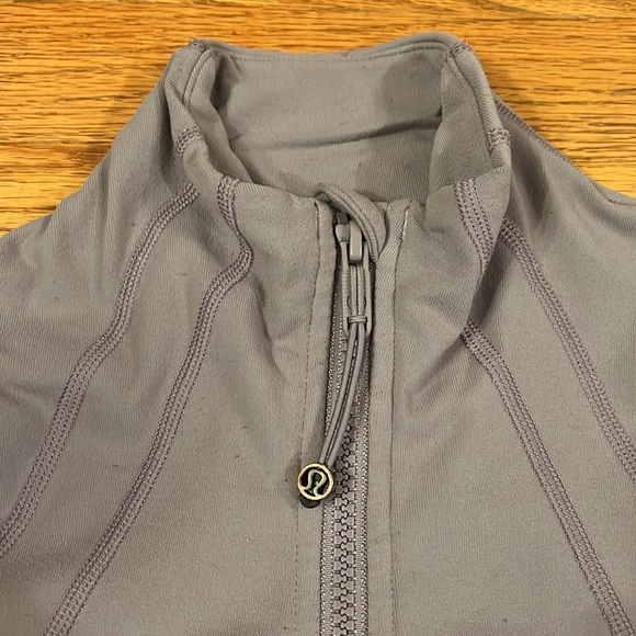 Lululemon Define Jacket size 4 - Picture 2 of 7